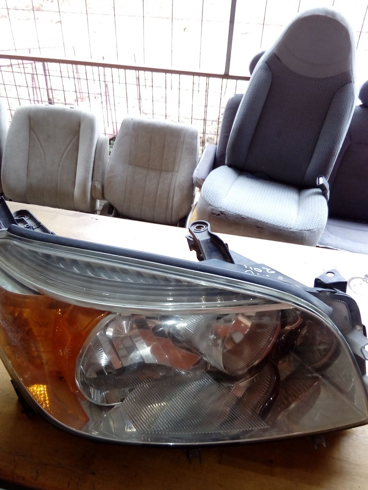 Foco Principal Rav4 Derecho 2011